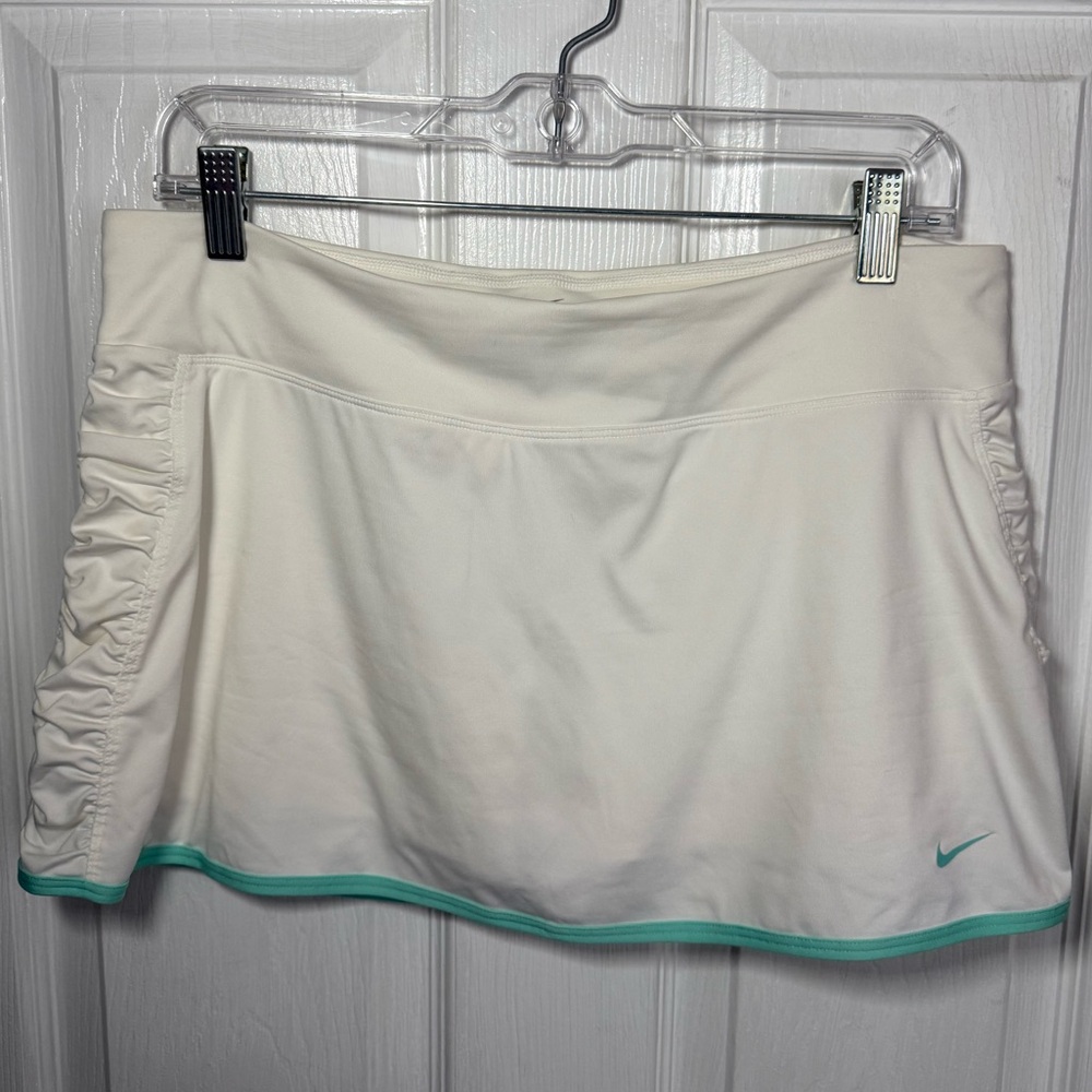 Nike Dri-FIT White Skirt Skort